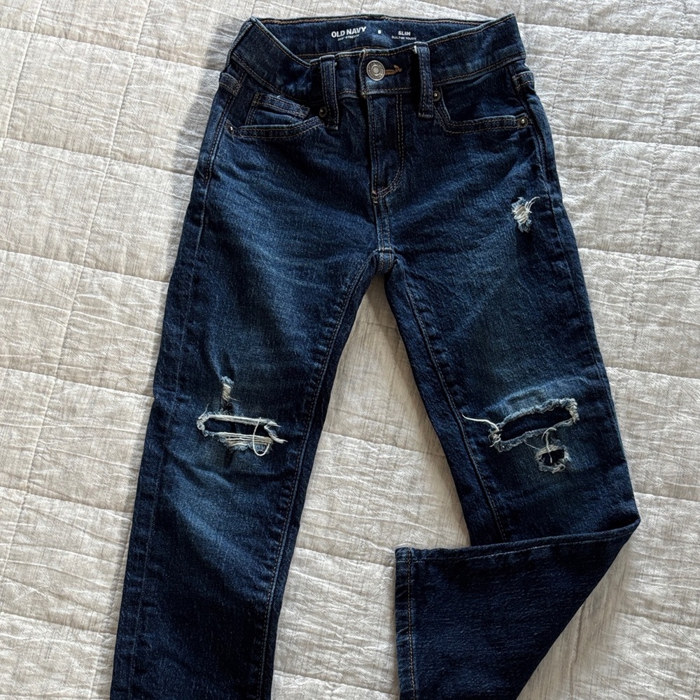 Like new! Old Navy Kids Size 5 Dark Blue Faux Ripped Slim Jeans
